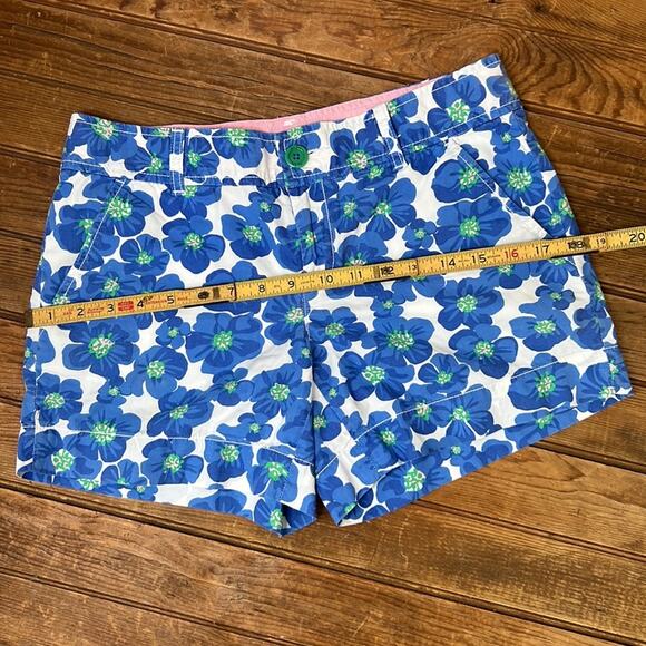 Women’s Lilly Pulitzer mid rise blue floral cotton shorts Y2K size 2 - Picture 3 of 7